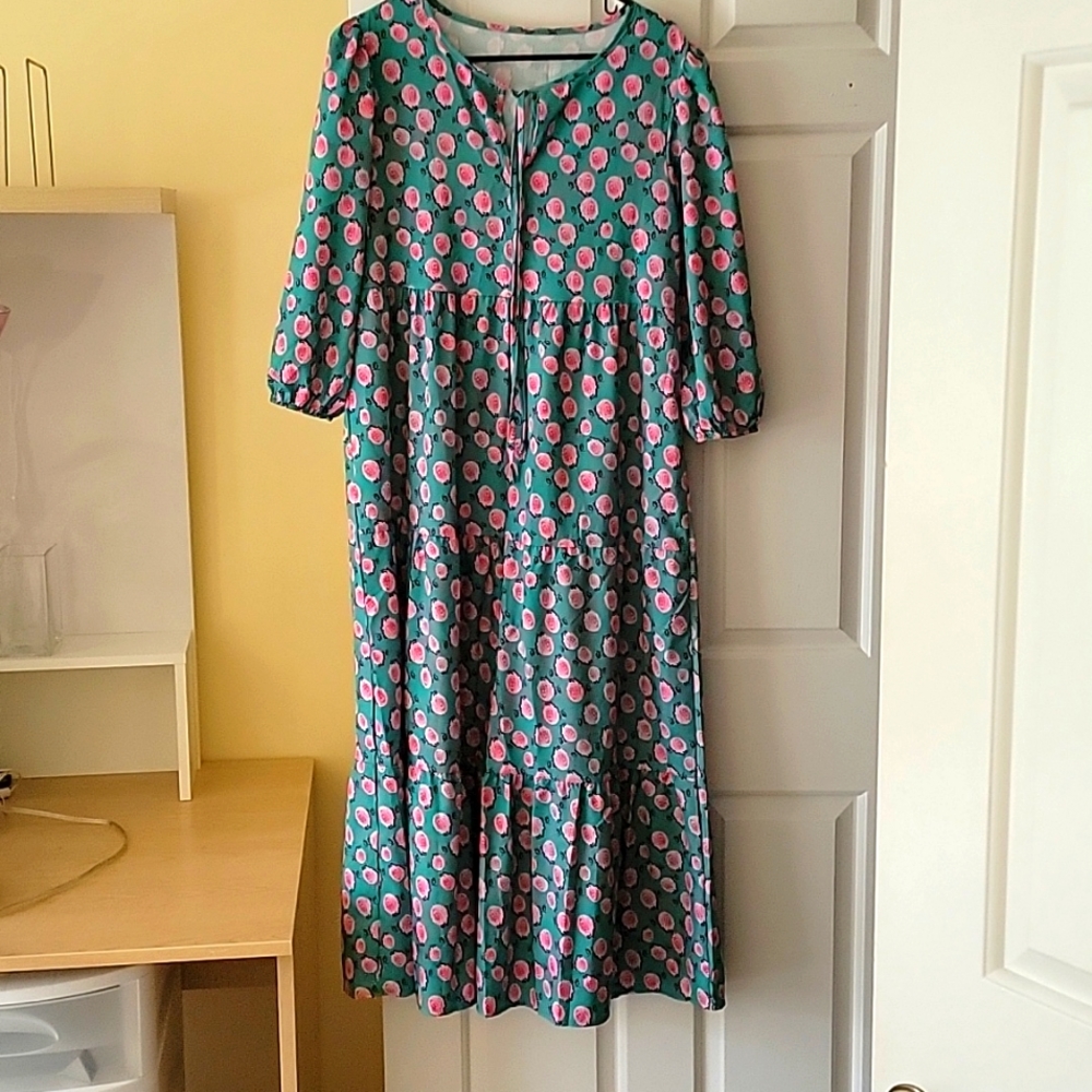 Anrabess Maxi Bohemian Floral V neck puff sleeve flowy swing dress. New